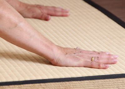 Yoga-KursDonnerstags, 18.30UhrNeue AnfangszeitBildergalerie